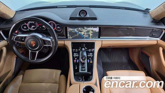 Porsche Panamera 2018 — photo 10