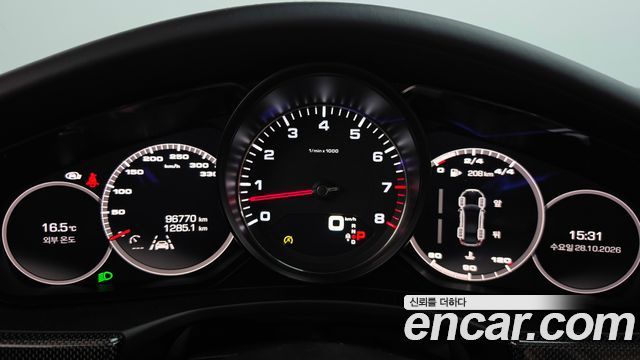 Porsche Panamera 2018 — photo 11