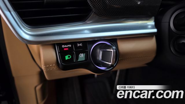 Porsche Panamera 2018 — photo 27