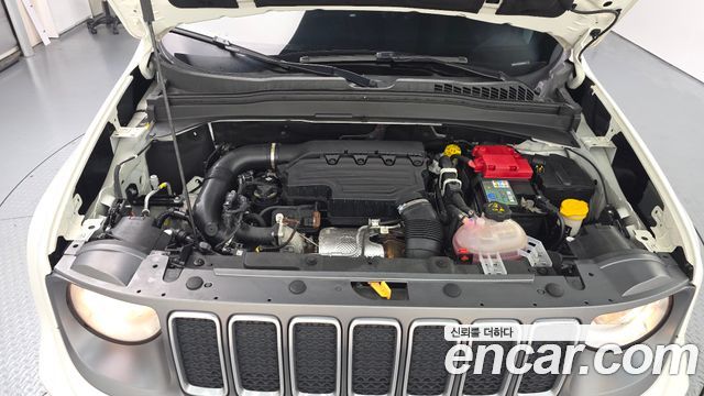 Jeep Renegade 2022 — photo 6
