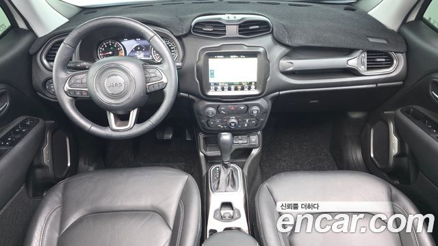 Jeep Renegade 2022 — photo 10