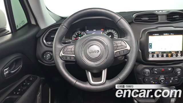 Jeep Renegade 2022 — photo 18