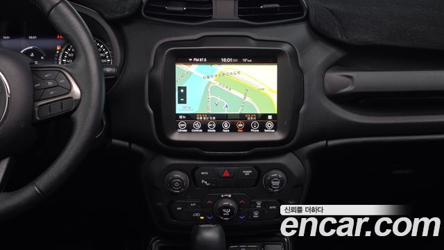 Jeep Renegade 2022 — photo 19