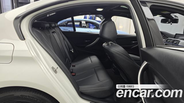BMW 3-Series 2015 — photo 12