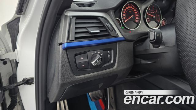 BMW 3-Series 2015 — photo 16