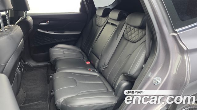 Hyundai Santafe 2021 — photo 16
