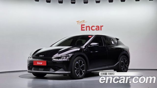 Kia EV6 2023 — photo 1