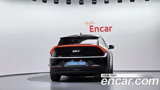Kia EV6 2023 — photo 4