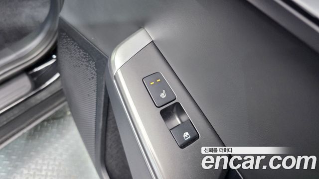 Kia EV6 2023 — photo 19