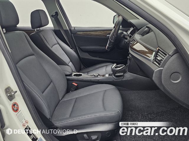BMW X1 2015 — photo 8