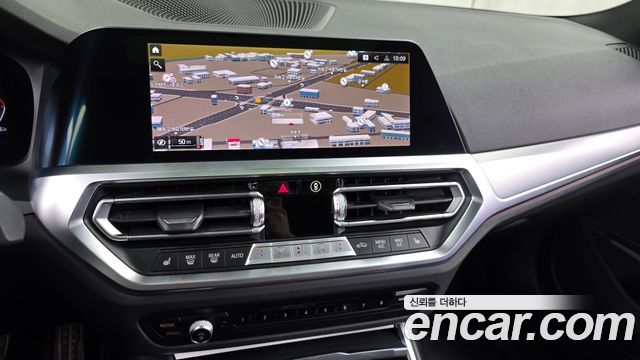 BMW 3-Series 2022 — photo 19