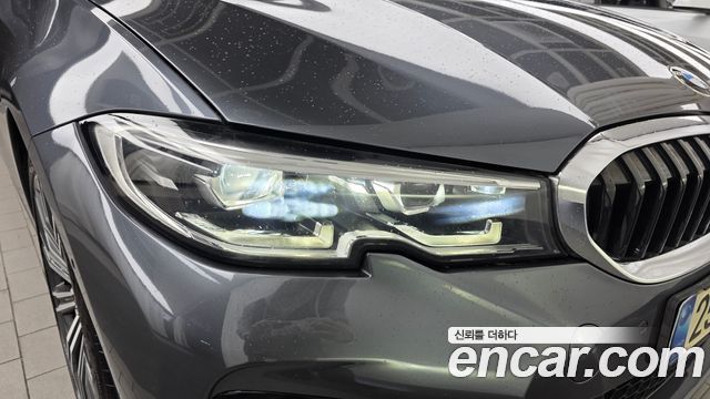 BMW 3-Series 2022 — photo 8