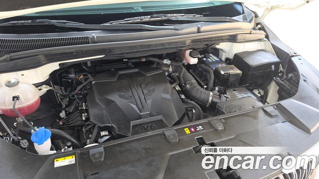 Kia Canival 2023 — photo 6