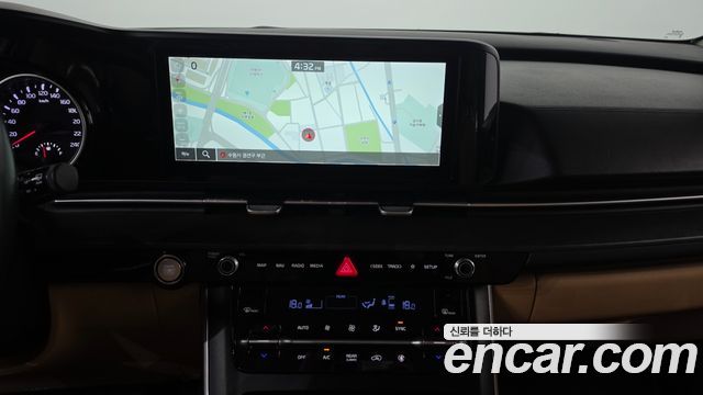 Kia Canival 2023 — photo 19