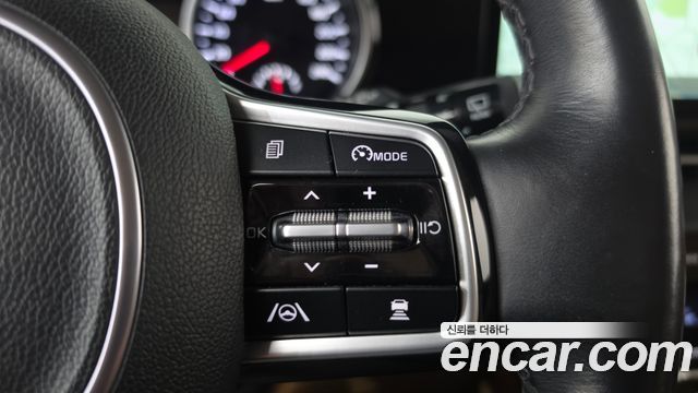 Kia Canival 2023 — photo 23