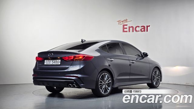 Hyundai AVANTE 2018 — photo 2