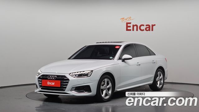 Audi A4 2021 — photo 1