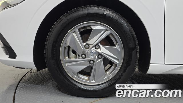 Hyundai AVANTE 2024 — photo 5