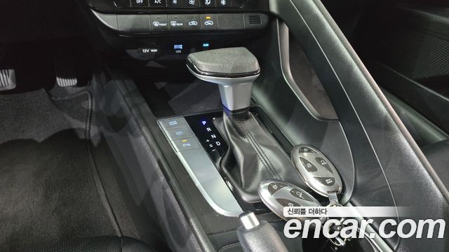 Hyundai AVANTE 2024 — photo 9