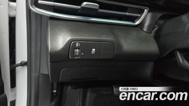 Hyundai AVANTE 2024 — photo 16