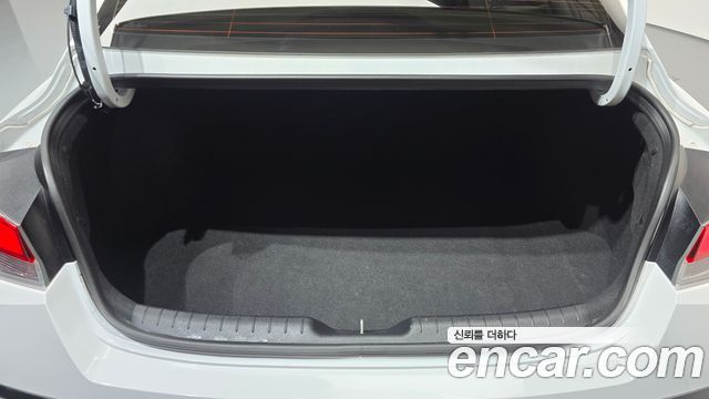 Hyundai AVANTE 2024 — photo 20