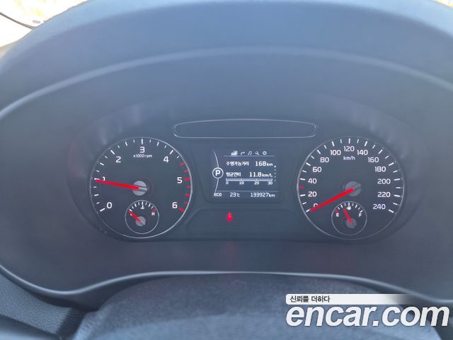 Kia Sorento 2017 — photo 9