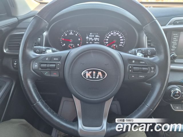 Kia Sorento 2017 — photo 10