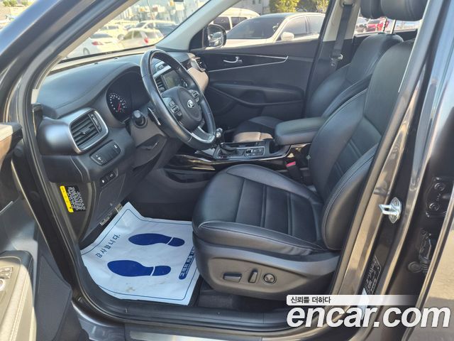 Kia Sorento 2017 — photo 15