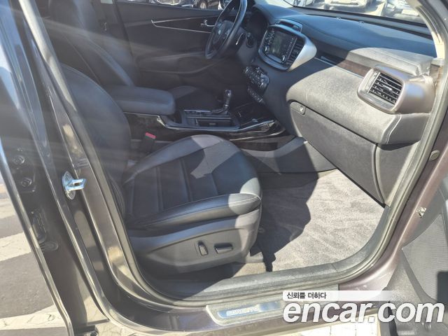 Kia Sorento 2017 — photo 16