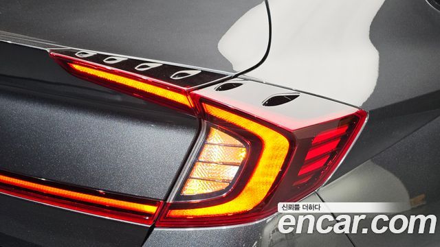 Hyundai Sonata 2021 — photo 9