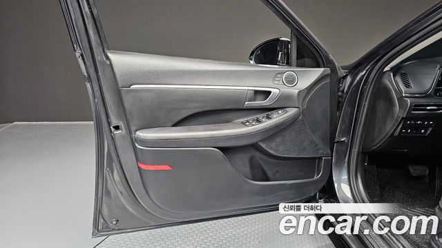 Hyundai Sonata 2021 — photo 14