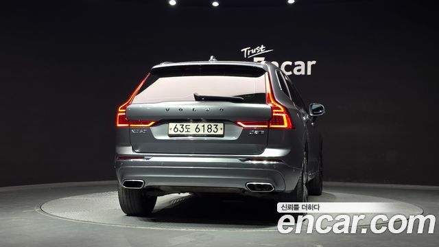 Volvo XC60 2019 — photo 4
