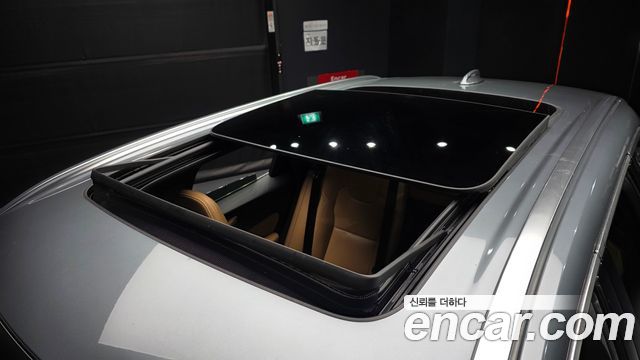 Volvo XC60 2019 — photo 19