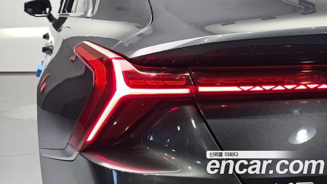 Kia K8 2023 — photo 9