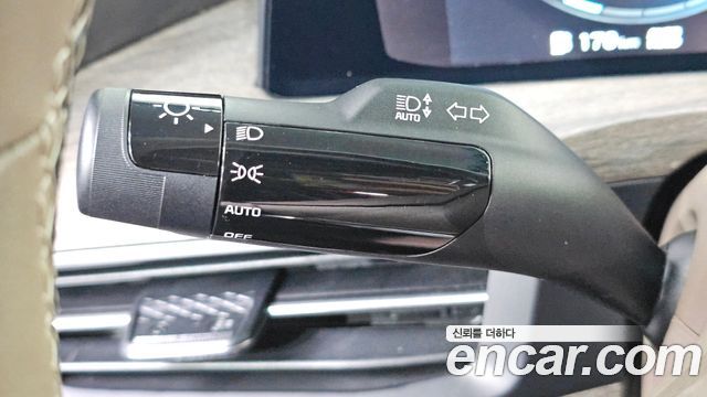 Kia K8 2023 — photo 30