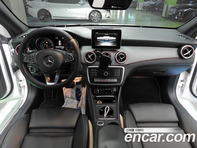Mercedes-Benz CLA-Class 2018 — photo 7