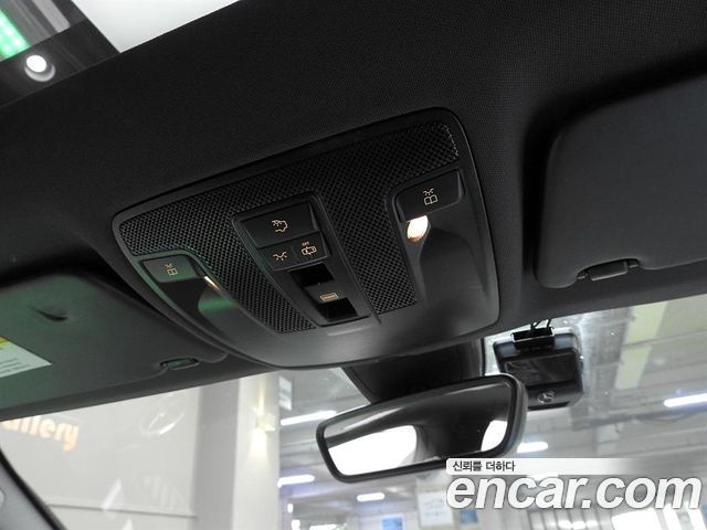 Mercedes-Benz CLA-Class 2018 — photo 15