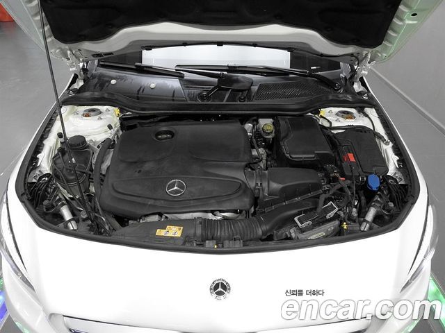 Mercedes-Benz CLA-Class 2018 — photo 20