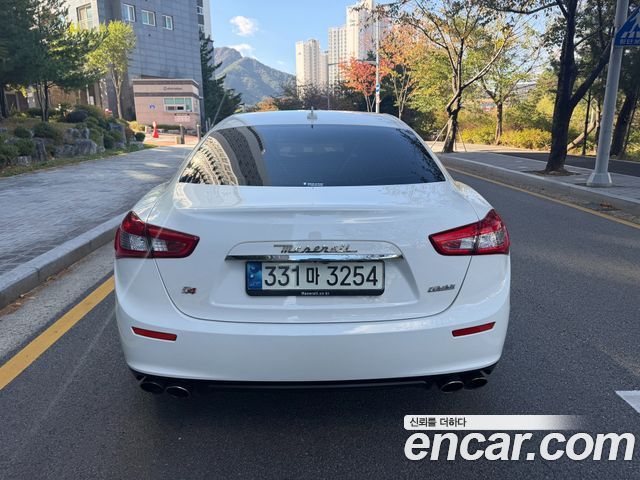 Maserati Ghibli 2015 — photo 5