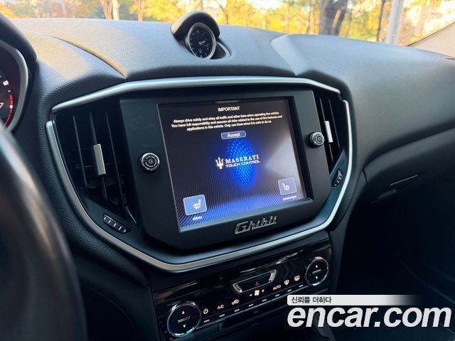 Maserati Ghibli 2015 — photo 13