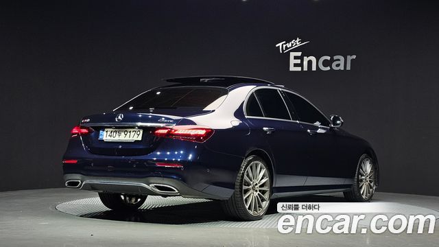 Mercedes-Benz E-Class 2021 — photo 2