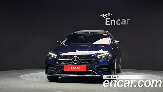 Mercedes-Benz E-Class 2021 — photo 3