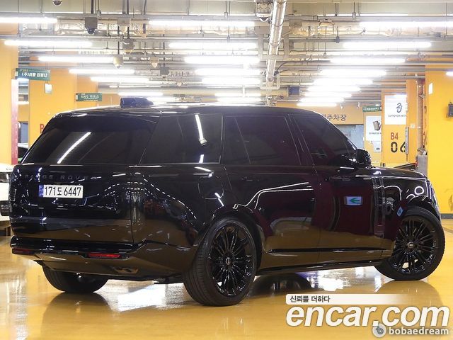Land Rover Range Rover 2024 — photo 2