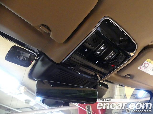 Land Rover Range Rover 2024 — photo 17