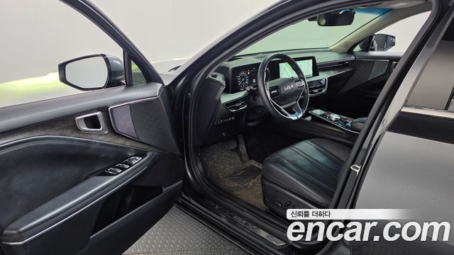 Kia K8 2022 — photo 13