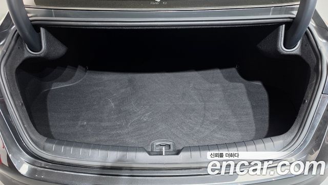 Kia K8 2022 — photo 22