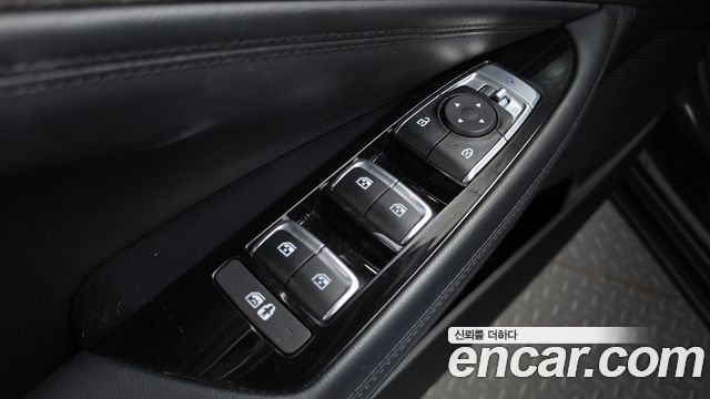 Kia K8 2022 — photo 26