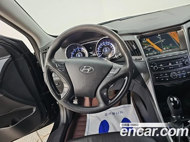 Hyundai Sonata 2014 — photo 9
