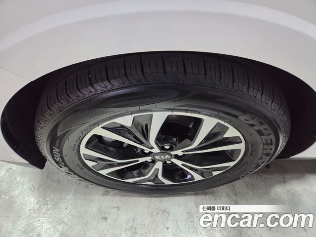 Kia Canival 2021 — photo 5
