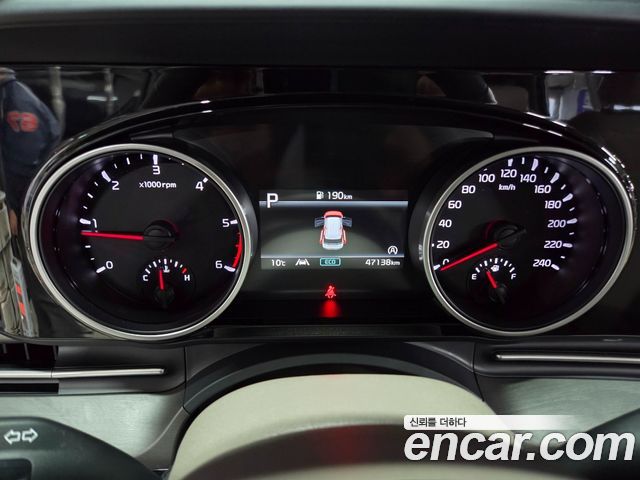 Kia Canival 2021 — photo 8